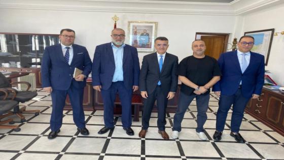 عامل إقليم الناظور يناقش مع النسيج الجمعوي بفرانكفورت عدة قضايا تهم أبناء الجالية