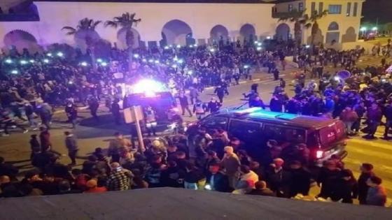 ساكنة الفنيدق تخرج للاحتجاج للجمعة الثالثة والسلطات تسارع الزمن لتشغيل نساء ورجال التهريب المعيشي