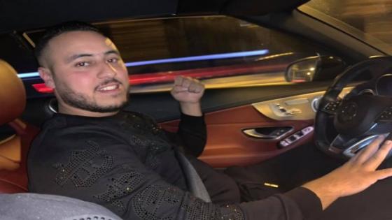 بعد ظهوره في فيديوهات يوزع الملايين.. السلطات تُغلق “معاهد” الأستاذ “المعجزة”