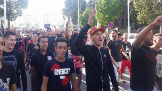 مسيرة حاشدة لـ”إلتراس المغرب التطواني”: الشعب يريد من قتل “حياة”.. وفيفا اسبانيا!(فيديو)