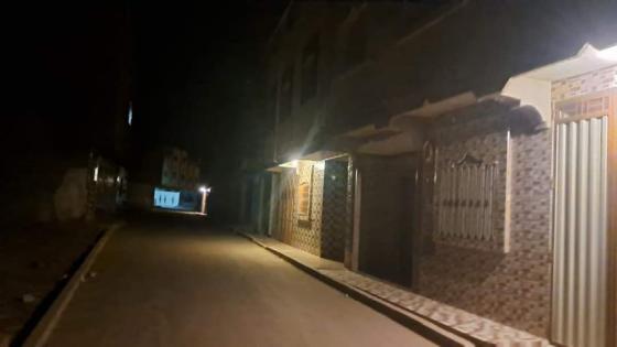 اجتماع بين ممثلي مجلس جماعة بن طيب وعمالة الدريوش يشعل الإنارة العمومية بالمدينة