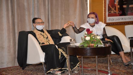 الحاجة الحمداوية تعلن اعتزالها الغناء: “صافي براكة عييت وغانقولها لسيدنا”