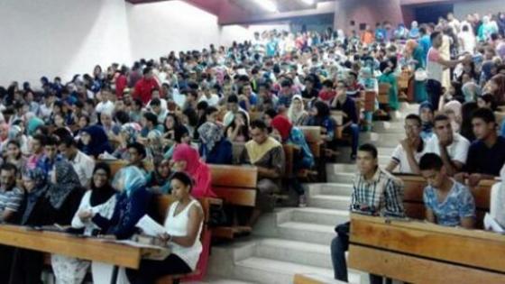 صادم.. نصف الطلبة المغاربة يغادرون مدرجات الجامعة بدون الحصول على شهادة