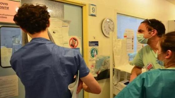 فرنسا: وفاة أول طبيب يعمل في مستشفى جراء إصابته بفيروس كورونا