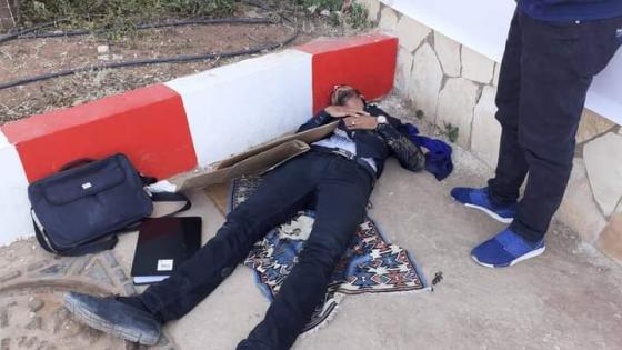 سقوط عمر الطالب مغميا عليه بعد 26 يوما من اعتصام الطلبة الثلاث المطرودين من كلية العلوم بأكادير