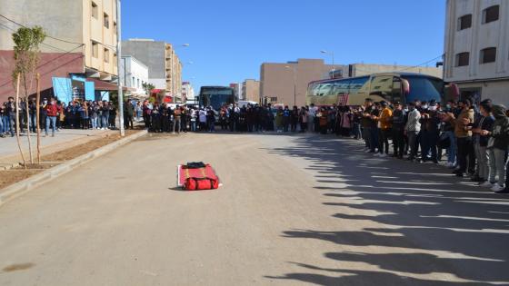الدريوش: مئات طلبة كلية سلوان يحتجون أمام المجلس الإقليمي والعمالة بسبب عدم صرف المنحة المخصصة لجمعيات النقل الجامعي