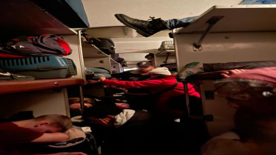 مجموعات جديدة من الطلبة المغاربة “الهاربين” من الحرب في أوكرانيا تصل إلى الحدود بعد رحلة طويلة بواسطة القطار