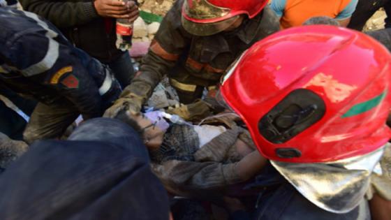 إنقاذ سيدة من بين 3 مفقودات في حادث انهيار منزلين