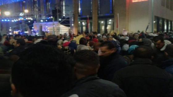 سهرة أمازيغية تتحول إلى احتجاجات في مكناس..لهذا السبب