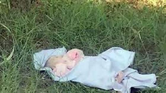 أم تتخلص من رضيعها برميه في حاوية أزبال