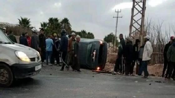 مصرع مزارعَين وإصابة 14 في حادث سير