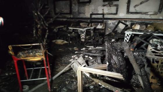 بالصور.. حريق مقهى الشيشة في طنجة…حصيلة القتلى ترتفع إلى اثنين وحالة استنفار بالمدينة