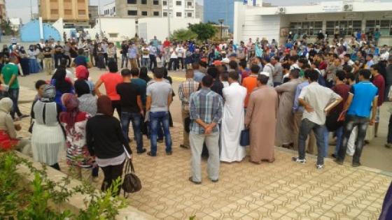 طلبة الدريوش يعيشون بين مطرقة أزمة النقل الجامعي وسندان عدم القدرة على دفع رسوم الكراء