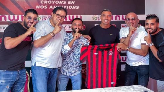 نبيل درار يوقع في كشوفات شباب المحمدية